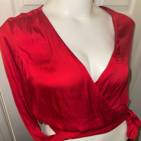 Banana Republic Red Silk Blouse Size M - Picture 2 of 6